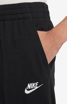 Some joggers made from soft knit fabric boast a logo graphic in a clean modern style that's right at home from the court to the classroom. 100% cotton Machine wash, dry flat Imported Fleece Pants Women, Kids Sportswear, How To Hem Pants, Fleece Shorts, Nike Kids, Chelsea Fc, Fleece Pants, Mens Fleece, Womens Fleece