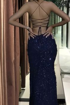 الأزرق الداكن الترتر فساتين حفلة موسيقية طويلة حورية البحر الصليب العودة فساتين السهرة الحزب Blue Evening Dress With Corset Back For Gala, Mermaid Dresses With Sweep Train For Party, Mermaid Party Dress With Sweep Train, Blue Party Gown With Corset Back, Mermaid Prom Dress For Party Season, Backless Mermaid Evening Dress For Prom, Blue Evening Gown With Corset Back, Evening Blue Gown With Corset Back, Fishtail Mermaid Dress For Homecoming And Prom Season