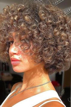 The chic bob perm with defined curls is a stylish choice for a modern, sophisticated look. This hairstyle combines the classic bob cut with defined curls, offering a fresh twist on traditional styles. Click here to check out more best perm hairstyles for natural looking curly hair. Curly Stacked Bobs, Perm Ideas, Bob Perm, Long Perm