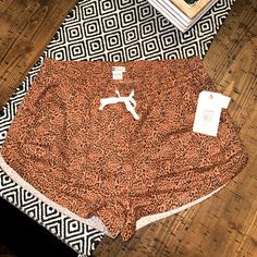 Adorable Animal Print, Elastic Waist With Tie & Side Pockets Comfortable Lounge Or Beach Shorts! Super Cute, Comfy & Flattering!!! Very Versatile! Camel, Brown & Black. 2” Inseam. Billabong Shorts, Comfortable Lounge, Cute Comfy, Comfy Shorts, Beach Shorts, Billabong, Black And Brown, Camel, Animal Print