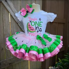 This Tutu is Perfect For Your Little Ones Special Day! INCLUDES *1 Full Tutu *Embroidered Shirt or Bodysuit * 1 Hair Bow Choose the size your child is currently wearing. Do not upsize. The shirts do run on the bigger side. SHIRT BRANDS ** 2t 3t 4t 5t -Blanks Boutique OR ARB Blanks brand (depending on the availability at time of making) BODYSUITS **6-12m, 12m, 18m, 24m - ARB Blanks or Carter's brand (depending on the availability at time of making) **TUTU LENGTHS 12-2T -- (7 INCHES LONG) 3T-4T -- Melon Birthday, Watermelon Outfit, Watermelon Birthday Parties, Watermelon Dress, Ribbon Trim Tutu, Watermelon Baby, Watermelon Birthday, Personalized Birthday Shirts, Birthday Tutu Outfit