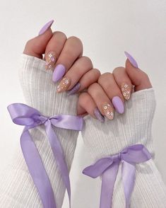 coquette bow nails designs Nail Art Viola, Purple And Pink Nails, Purple And Silver Nails, Light Purple Nails, Sky Blue Nails, Purple Glitter Nails, Purple Aura, Purple Flame