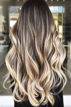 Highlights Diy, Grey Balayage, Diy Balayage, Coffee Brown Hair, Light Brown Hair Color, Blonde Lowlights, Brown Hair Shades, Latest Hair Color, Brown Hair Color