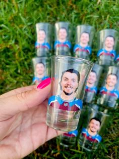 These customized shot glasses are hilarious--with any face on it! These are perfect for bachelorette parties, birthday parties, or really any party. They're long lasting glass and are NOT cheap plastic. We edit the photos and remove the background for you if you send a face! You send us any photo and we customize the class with permanent vinyl. The photos are not printed on glass, but are printed on permanent vinyl which adheres to the glass . Grooms face cut outs are perfect for the bachelorette parties! Anyones face for a birthday party! Friend photos for any event! Hand wash, no dishwasher! HOW TO SEND PHOTO: To send your photo, message us through etsy OR email it to courtlycustom@gmail.com with the order number as the subject line! I'll email you back to confirm! Need help choosing a p Shot Glasses Diy, Funny Shot Glasses, Wild Bachelorette Party, Face Cut Out, Wedding Ring Shots, Bachelor Party Gifts, Tequila Bottles, Bachelorette Decorations, Face Cut