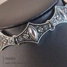 gothic choker Victorian Choker Necklace, Victorian Choker, Silver Plates, Choker Necklace Silver, Gothic Victorian, Victorian Gothic, Necklace Silver, Silver Necklaces, Gift Bag