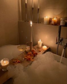 Dreamy Interiors, Aesthetic Bath, Casa Country, Bathroom Aesthetic, Cozy Spaces, Cozy Aesthetic, Relaxing Bath