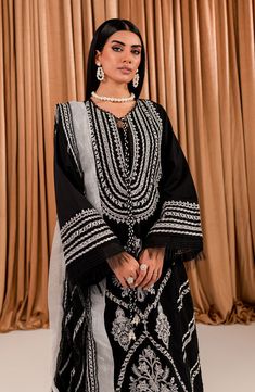 Maryum N Maria Giti (MLFD-154) Achromatic Black N White Collection Original brand suit fabric and photography lite diffrance in actual print. Unstitched Black Suits For Eid, Traditional Black Long Sleeve Suits, Traditional Black Embroidered Suits, Black Embroidered Suit For Eid, Black Embroidered Long Sleeve Lawn Suit, Black Embroidered Long Sleeve Suit, Elegant Black Cotton Lawn Suit, Unstitched Black Cotton Sets, Printed Black Cotton Set