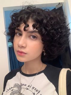 Short Curly Butterfly Haircut, Curly Butterfly Haircut, Butterfly Haircut, Cut My Hair, Curly Hair Cuts, Black Girls Hairstyles, Pretty Hairstyles, Cut And Style