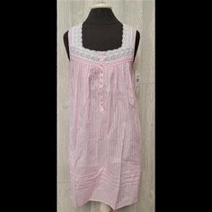 Nwt Eileen West Sm Sleeveless Ballet Cotton Summer Nightgown E5320150 #103028 New Eileen West Woven Ballet Embroidered Cotton Nightgown Long And Flowy With Beautiful Lace Trim, The Woven Ballet Gown By Eileen West Is A Comfy Must-Have. * New With Tags. * Pink And White Floral Embroidery * Size: Small * Sleevless * Lace Trim At Neckline * Half-Placket Buttons * 100% Cotton * Retail Price: $68.00 Feminine Nightgown For Home, Summer Sleeveless Nightgown With Lace Trim, Sleeveless Summer Nightgown With Lace Trim, Sleeveless Lace Trim Nightgown For Summer, Summer Camisole Nightgown For Home, Cotton Sleeveless Daywear Chemise, Sleeveless Cotton Chemise For Daywear, Feminine Beach Nightgown, Pink Sleeveless Nightgown For Bedtime