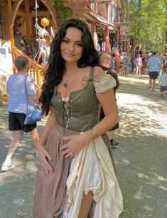 Mary Skinner Outfits, Mary Skinner, Wench Costume, Fair Outfit, Scarborough Fair, Outfit Reference, Medieval Festival