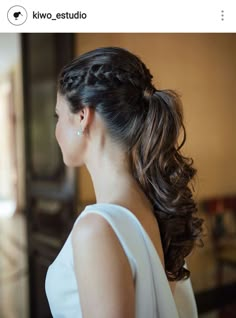 Like what you see? Follow me for more: @uhairofficial Cute Ponytail Hairstyles, Obx Dr, Braided Ponytail Hairstyles, Elegant Hairstyles, Bad Hair, Bride Hairstyles, Ponytail Hairstyles