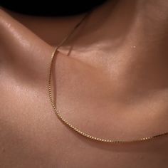 14K Yellow Gold Mirror Square Box Chain Necklace Dive into the history of the elegant Box Chain. Originating from the ancient civilizations, the box chain, characterized by its box-like links, has always been celebrated for its strength and style. ⭐️ Specifications: * Thickness: 1mm Available Lengths & Weights: * 16 inches: Approx. 3.15 grams * 18 inches: 3.75 grams * 20 inches: Approx. 4.15 grams * 22 inches: Approx. 4.62 grams Usage Recommendations: 16 & 18 inches: Ideal for women, resting on Timeless Box Chain Necklace As A Gift, Box Chain Necklace, Layered Necklace, Gold Mirror, Chains For Men, Box Chain, Necklace Gift, Layered Necklaces, Gold Chain