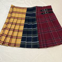 Very Nice, Never Worn Pleated Skirt Fitted Multicolor Mini Skirt For School, Retro Red Bottoms For School, Casual Multicolor Mini Skirt For School, Retro Red School Bottoms, Multicolor Mini Skirt Bottoms For School, Red Lined Skirt For School, Multicolor Skirt For School, Yellow Pleated Skirt For School, Multicolor Mini Skirt For School