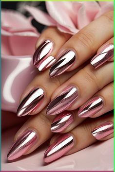 Hello December. #diy #nails #nailart #christmas Pepsi Nails, Bright Pink Chrome Nails, Nail Designs Metallic, Rose Gold Chrome Nails, Chrome Nail Colors, Chrome Nail Designs, Chrome Tips, Tips Nails, Pink Chrome Nails