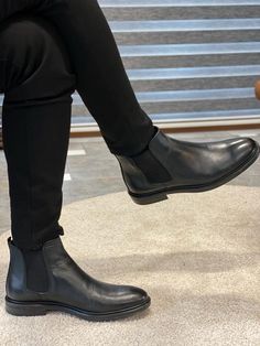 Empire Black Chelsea Boots Skin Line, Botas Chelsea, Chelsea Boots Men, Black Chelsea Boots, Loafer Sneakers, Monk Strap, Modern Man, Lace Boots, Haiti