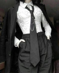 Gothic Suit Aesthetic, Villaincore Aesthetic Outfit, Emo Prom Suit, Emo Suits, Fancy Suits For Women Fashion, Bridal Suits For Women, Prom Suit Women, Fancy Suits, Formal Costume