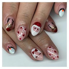 Christmas Nails Set, 2024 Holiday Nails, Christmas Nails With Santa, Santa Nails Design, Santa Christmas Nails, Pedicured Toes, Santa Nail Art, Preppy Nails