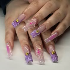 #purpleaesthetics #purple #nails #nailsofinstagram #longnails 3d Floral Nails, Floral Nail Designs, Long Nail Designs, Floral Nail, Glamour Nails, Girly Acrylic Nails, Acrylic Nails Coffin Pink, Unique Acrylic Nails