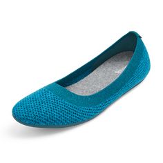 Crafted with silky-smooth, breathable eucalyptus tree fiber and a secure fitted collar, the Tree Breezer is a versatile, lightweight, and comfortable ballet flat with no break-in necessary. Comfortable Flats For Women, Comfortable Ballet Flats, Women's Slip Ons, Flats For Women, Eucalyptus Tree, Comfy Clothes, Comfortable Flats, How To Make Shoes, Ballet Flat