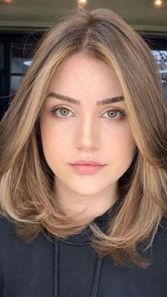 Haircut Inspo, Wavy Hairstyles, Haircuts For Wavy Hair, Shot Hair Styles, Shoulder Length Hair Cuts, Hair Stylist Life