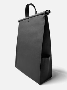 Sac-a-dos (French for backpack) is multi-functional bag for creators (architects, designers, photographers and more). Handmade in Montreal, Canada. Light Yoga, Mens Designer Bag, Flexible Body, Handmade Leather Backpack, Functional Backpack, Multifunction Bag, Leather Weekender Bag, Open Shop, Men's Totes