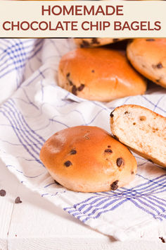 I just made bagels from scratch for the first time, and these chocolate chip bagels are absolutely delicious! They taste just like the New York bagels I used to enjoy when I lived on the East Coast. The recipe was easy to follow, and honestly, making these homemade breakfast bagels was much simpler than I expected! Chocolate Chip Bagels, New York Bagels, Breakfast Bagels, New York Bagel