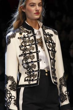 Maartje Verhoef | Dolce & Gabbana | Looks Adidas, Detail Couture, Kitenge, Zuhair Murad, Fashion Mode, Military Fashion, Fashion Details, Nutcracker