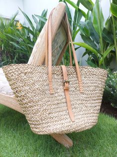 Luxury Jute Beach Bag In Natural Color, Luxury Large-capacity Beige Straw Bag, Luxury Large Capacity Summer Bags, Luxury Large Capacity Beige Straw Bag, Luxury Large Capacity Straw Bag With Double Handles, Luxury Straw Bag With Large Capacity And Double Handle, Luxury Large Capacity Shoulder Bag For Summer, Luxury Summer Satchel For Daily Use, Luxury Large Capacity Straw Bag For Daily Use