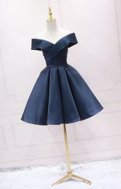 Blue Short Prom Dress, Blue Satin Prom Dress, Blue Homecoming Dress, Off Shoulder Bridesmaid, Off Shoulder Bridesmaid Dress, Prom Dress Blue, Short Graduation Dresses, Navy Blue Prom Dresses, Dama Dresses