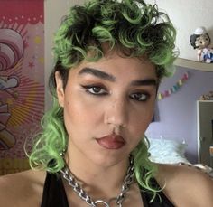 kit ✨ on Twitter: "mulletsssss https://t.co/gVgOe7EJUA" / Twitter Rabbit Brush, Non Binary Fashion, Hairdos For Curly Hair, I Am Beautiful, Afro Punk, Hair Inspiration Color, Pretty Face, Hair Looks, Color Inspiration