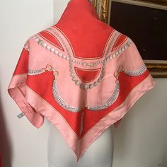 Beautiful Vintage Les Must De Cartier Coral Salmon Pink Silk Scarf With Pearl Necklaces Print Good Vintage Condition, Shows Some Water Stains, Might Need Light Cleaning 33.5” Square Cartier Accessories, Pink Silk Scarf, Pearl Necklaces, Water Stains, Salmon Pink, Pink Silk, Silk Scarf, Cartier, Scarf Wrap