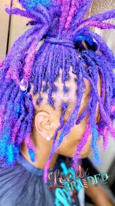 Hair Styling Hacks, Hair Styles Black Hair, Hair Styles Straight Hair, Long Hair Styling, Dyed Dreads, Dreadlock Hairstyles For Men, Beautiful Dreadlocks, Short Locs Hairstyles, Faux Locs Hairstyles