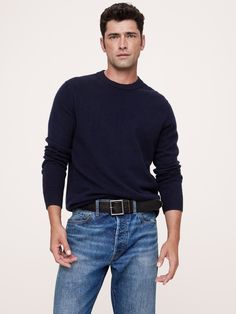 This soft crew-neck sweater is knitted using our 12 gauge cashmere—an ideal choice for all seasons.  Good Cashmere Standard™: The cashmere for this product is produced according to the Good Cashmere Standard™, which aims to improve the welfare of the cashmere goats, protect natural resources, and support local farmers.  Crew neck.  Straight hem.  Standard fit.  Long sleeves.  Hip length.  Body length (size M): Regular 27", Tall 28" Sleeve length from center back: Regular 34", Tall 35. 5" Model: Size M, 6'2" (188cm). Cashmere Sweater Men, Prep Style, Deep Navy Blue, Concept Clothing, 12 Gauge, Natural Resources, Outerwear Sweater, Big And Tall, Curator Style