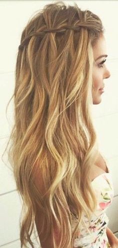 Simple, beachy, effortless. Witch Hairstyles, Waterfall Braid Hairstyle, Hair Steamer, Braided Prom Hair, Hair Tutorials Easy, Long Blonde, Halloween Hair