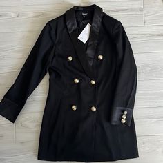 This Beautiful Black Blazer Pairs Well With Jeans Or Dress And Is A Must-Have Classic Staple Piece! Runs True To Size Office Formal Wear, Linen Blazers Women, 80s Blazer, Ashley Black, Work Blazer, Herringbone Blazer, Evening Jackets, Knit Blazer, Grey Blazer