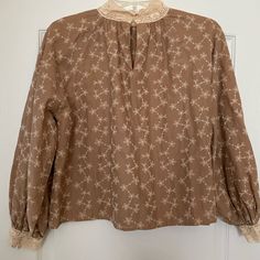 Gorgeous Xs Zara Beige Top With Cream Embroidery And High Neck Lace Detail. Nwot Brown Floral Embroidered Long Sleeve Top, Zara Beige Crochet Lace Top, Zara Beige V-neck Blouse, Zara Cotton Embroidered Floral Top, Zara Floral Print Button-up Blouse, Beige Top, Zara Tops, Lace Detail, High Neck