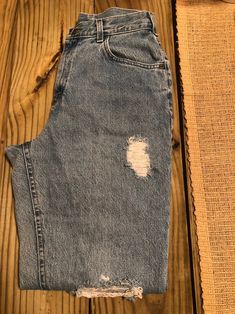 High waisted with distress detail. Lee jeans from the 90s. Lee Jeans, Womens Jeans, Vintage Levis, The 90s, Levi Jeans, Women Jeans, High Waisted, United States, Clothes For Women