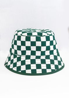 Green Checkered Summer Golf Hats One Size Fits Most, Casual Summer Golf Hat, Trendy Green Sun Hat For Outdoors, Trendy Green Sun Hat For Outdoor, Summer Golf Hat, Trendy Curved Brim Hat For Picnics, Casual Hats With Uv Protection For Picnic, Trendy Sun Hat With Curved Brim For Picnic, Casual Brimmed Bucket Hat For Picnic