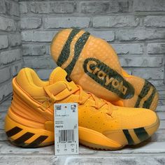 New Adidas D.O.N Issue #2 Crayola Gold Crayon Basketball Shoes (Fw8753). Basketball Stuff, Adidas Yellow, Adidas High Tops, Adidas Shoes Superstar, Turf Shoes, Black Basketball Shoes, Adidas Basketball Shoes, Superstars Shoes, Adidas Girl