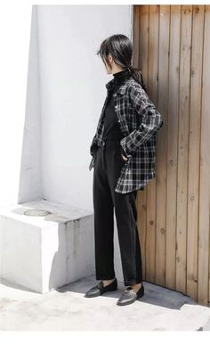 Long Sleeve Retro Black Plaid Shirt – Nada Outfit Land Black Shirt For Winter Workwear, Black Winter Workwear Shirt, Shirt 90s Outfit, Black Plaid Shirt Outfit, Grunge Flannel Outfits, Black And White Plaid Shirt, Black Check Shirt, Grunge Flannel, Plaid Shirt Outfits