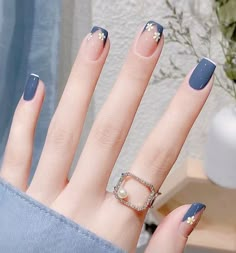 Spring Classic Nails, Nail Designs For Short Nails Summer, Short Oval Nails Designs Simple, Btw Nails, Nail Trends 2023 Summer, Minimal Nails Art, Milky Nails, Beauty Nails Design