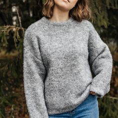 Le Bon Shoppe Envie Sweatre in Heather Grey Winter Uniform, Sweater Tops, Fluffy Sweater, Soft Teddy, Crewneck Style, Sweater Oversized, Sweater Oversize, Golden Rule, Winter Sweater