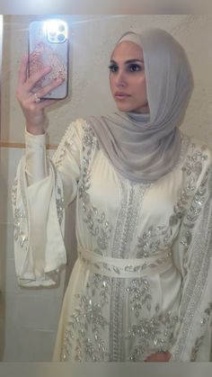 Hijab Dresses Fashion Group, Hijab Dress, Modest Dresses, Modest Outfits, Old Money, Hijab Fashion, Modest Fashion