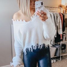 S 4-6 M 8-20 L 12-14 New Boutique Item White Stretch V-neck Sweater For Fall, Cozy V-neck Sweater For Spring, Casual Stretch V-neck Sweater, White Stretch V-neck Sweater For Spring, Cozy Room Decor, Pullover Sweater Women, Cozy Room, Beach Look, Really Cute Outfits