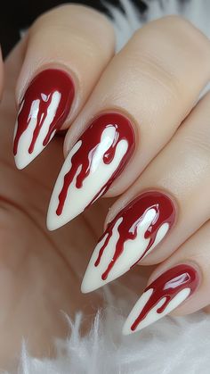 White Nails With Blood Drip, Halloween Blood Nail Art, Halloween Nails Red And White, Halloween Blood Nails Design, Vampire Blood Nails, Slasher Nail Art, White Nails With Blood Splatter, Halloween Nails Nail Art, Spooky Nail Designs Simple