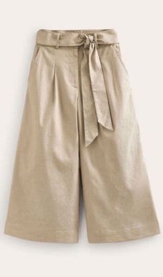 Boden NWT Belted Crop Wide Leg Pants Beige Tan Linen Blend Size 4 Womens New with tags Inseam 22” Flat lay waist 15” Rise 13” With a high rise cut to enhance the waist, these cropped trousers fall to a relaxed wide leg, and are finished with a self-tie belt. Perfect for tucking in your favourite tee. Machine washable. 60% Cotton, 27% Linen, 9% Viscose, 4% Elastane. Retail $160 Wide Leg Pants Beige, Crop Wide Leg Pants, Red Wide Leg Pants, Cropped Wide Leg Trousers, Boden Women, Wide Leg Crop Pants, Cropped Wide Leg Pants, Wide Leg Dress Pants, Boden Uk