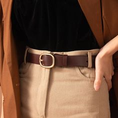 Brand New Series! The belt made of cow leather is minimalist. It's quite versatile to match outfits. Come to find your style. Body: 100% Cow Leather Buckle: Alloy Belt Width: 2.9 cm Belt Length: 95 - 120 cm Weight: 0.5kg Luxury Brown Belt, Modern Belts For Women, Woman Belt Fashion, Brown Belt Womens, Brown Belts Women, Women’s Belt Outfit, Belts For Curvy Women, Women Leather Belt, Black Leather Belt Women's