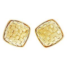 Large and bold, clip post lever back earrings. Italian domed basket weave 14k yellow gold clip post earrings. These earrings have an open, hollow back so they are not heavy on the ear. Circa 1990's. 14k yellow gold Tested and stamped: 14k Hallmark: Italy 16.2 grams Top to bottom: 29.13mm or 1.15 inches Width: 29.46mm or 1.16 inches Depth: 10.68mm Please Note, we photograph each item as accurately as possible. However due to monitor/mobile device resolution and calibration, we understand some pho Weave Jewelry, Texture Jewelry, Buy Earrings Online, Yellow Gold Diamond Earrings, Buy Earrings, Pearl And Diamond Earrings, Gold Clips, Gold Diamond Earrings, Art Deco Earrings