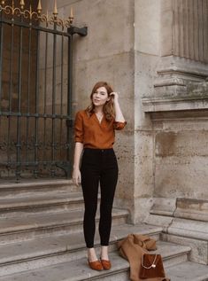 Womens Black Jeans Outfit, Fashionable Work Outfit, Black Jeans Women, Office Outfits Women, Summer Work Outfits, Elegante Casual, Outfit Jeans, Casual Work Outfits