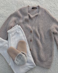 Here's a glimpse at our post-long weekend look. Cocoon Cardigan, Jenni Kayne, Baby Alpaca, Charcoal Color, Long Weekend, Fall Looks, Chunky Knit, Alpaca, Merino Wool